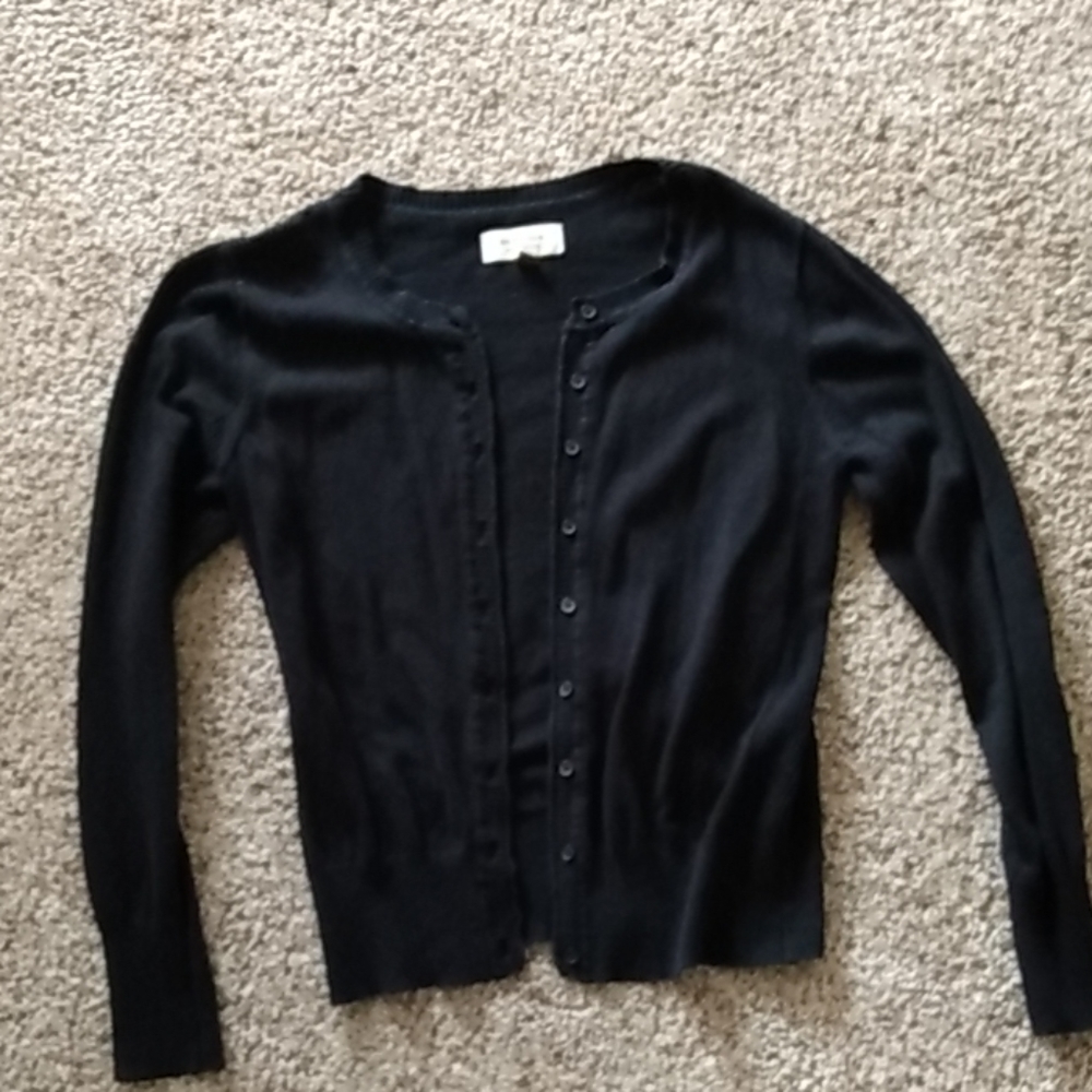 Black basic cardigan
